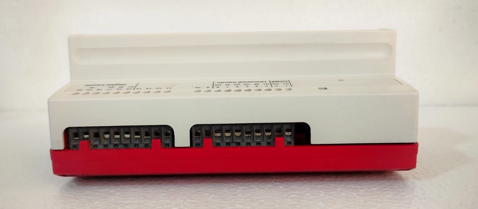 admin/uploads/uploads/scheinder ele tac 281 progra contro xenta_4.webp